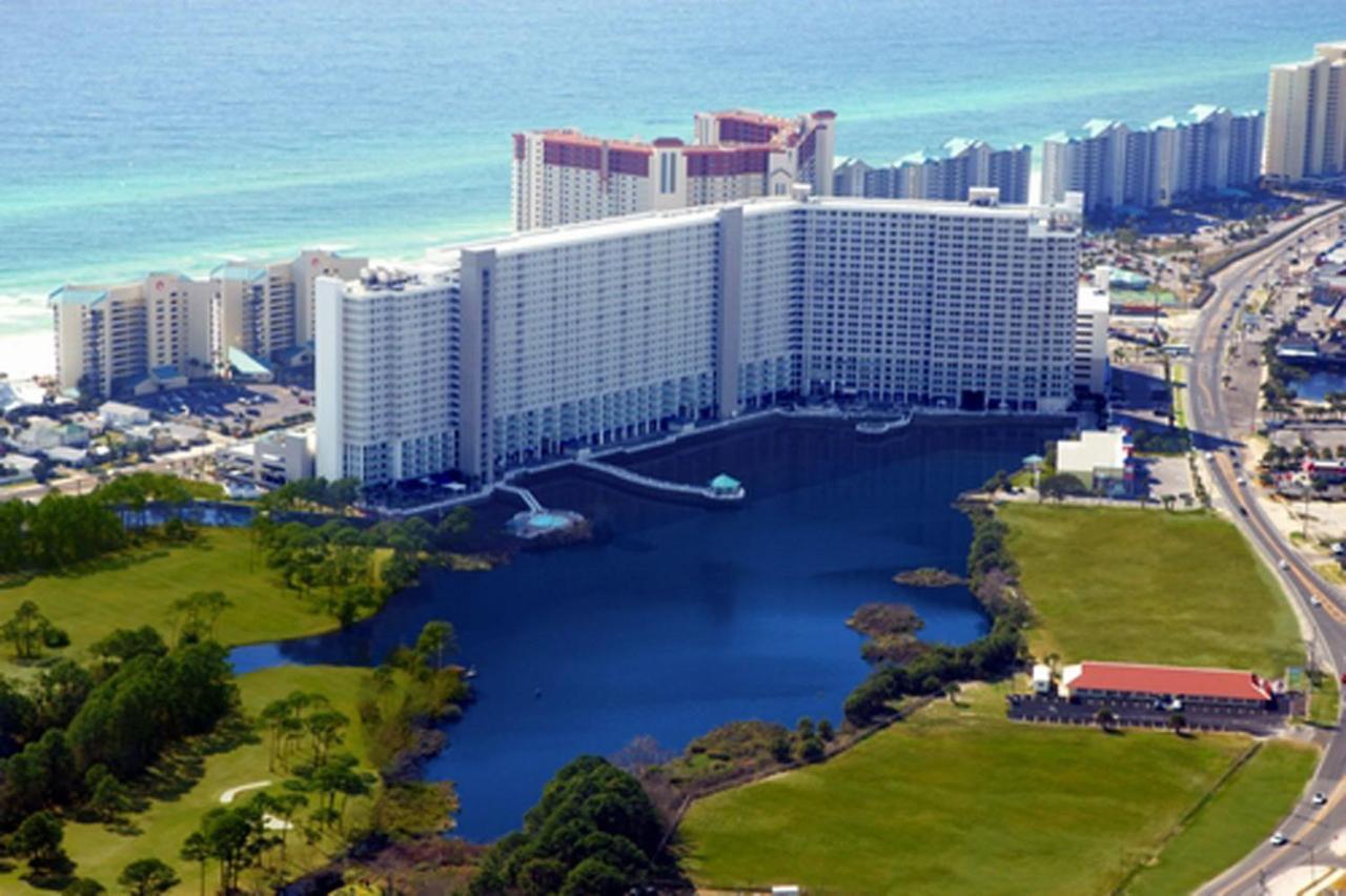 Laketown Wharf Family Friendly 2nd And 3rd Floors Just Steps To The 5 Pools View