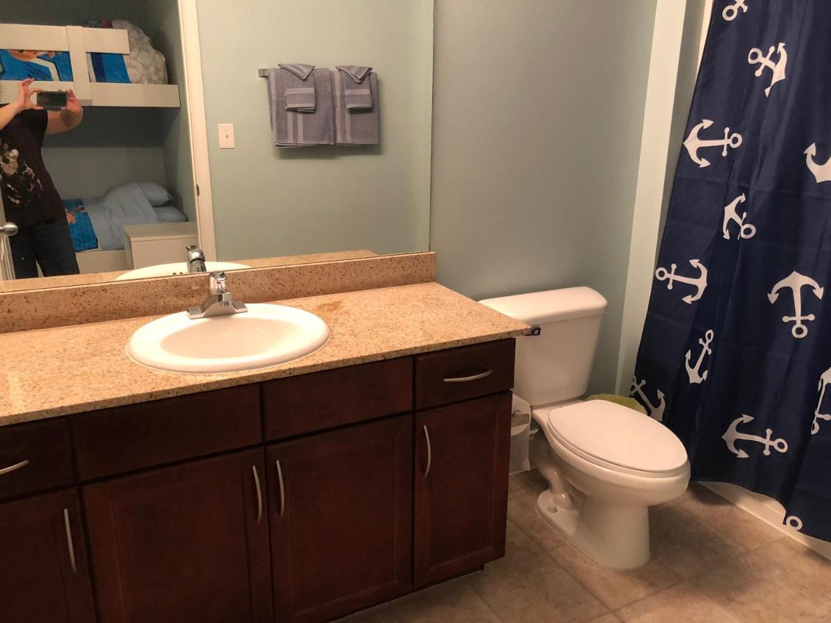 Laketown Wharf Resort: Family-friendly Beachfront With Views Aparthotel Panama City Beach