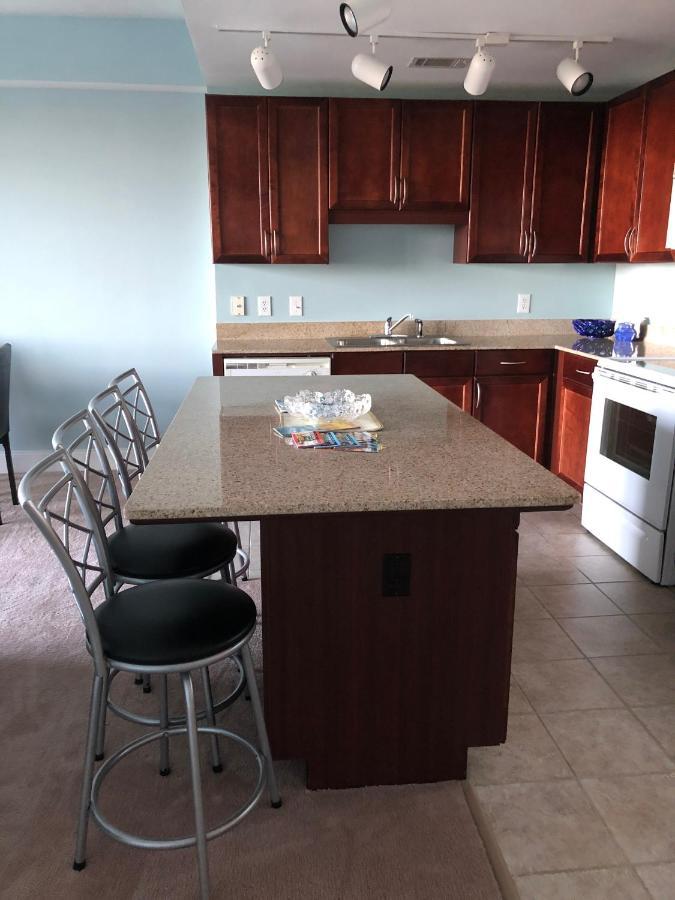 Laketown Wharf Resort: Family-friendly Beachfront With Views Aparthotel Panama City Beach